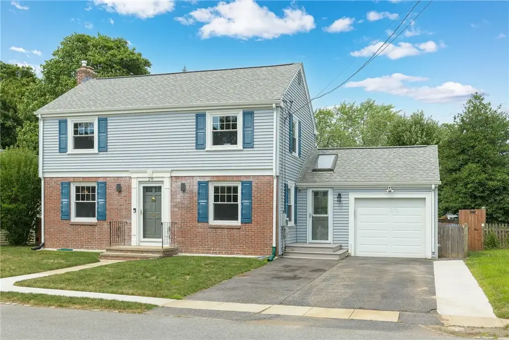 26 Tryon Ave, East Providence