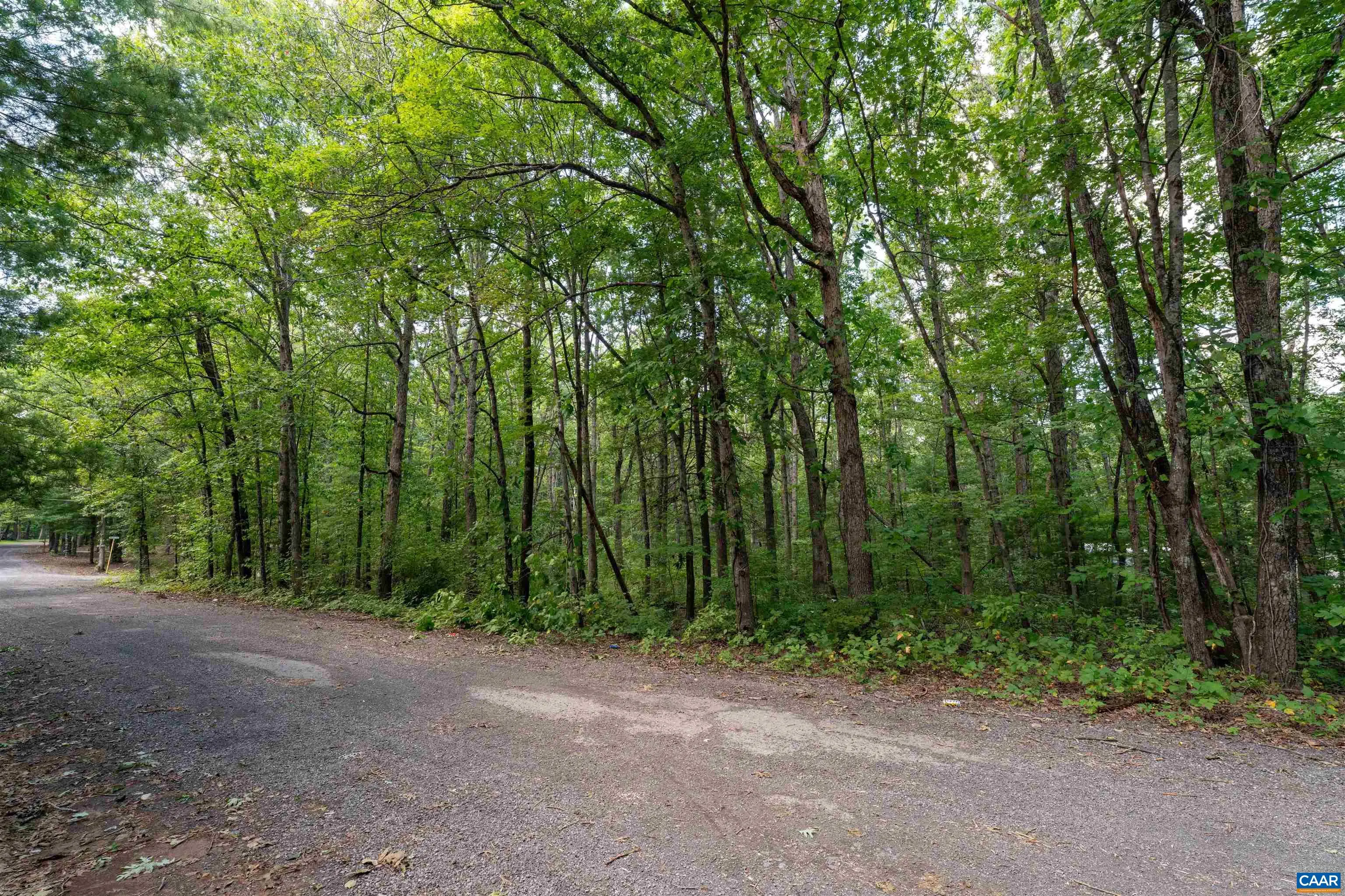 103 Quail Trl, Greenville
