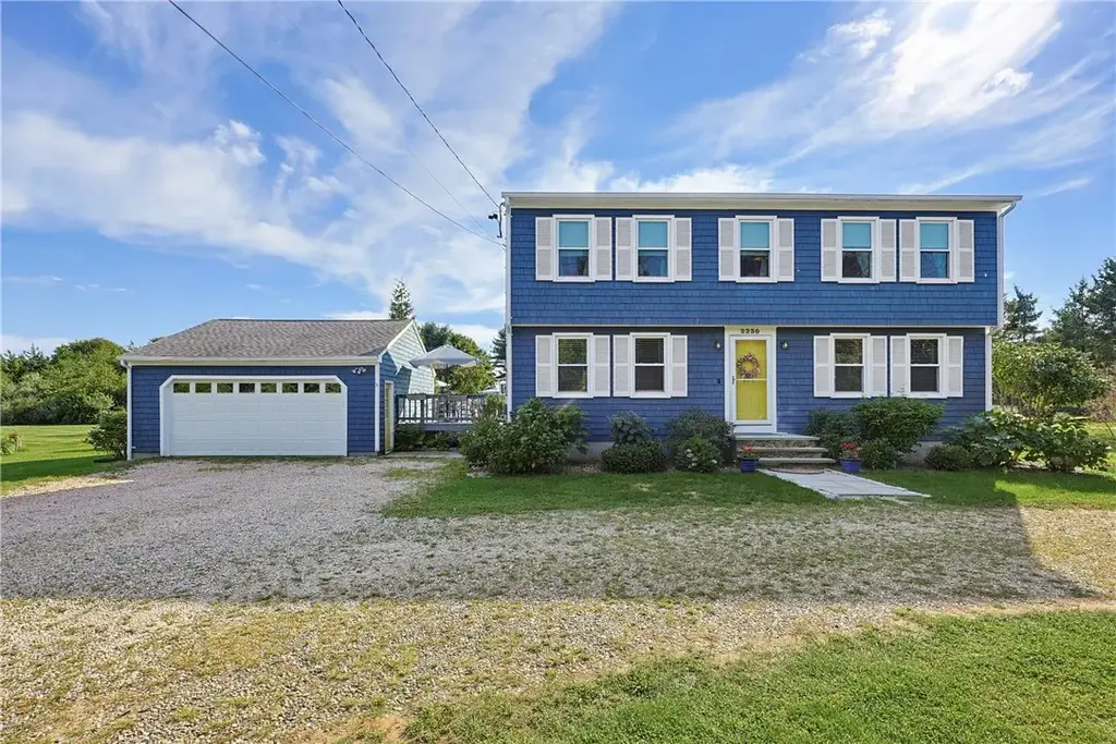 2230 Matunuck School House Rd, Charlestown