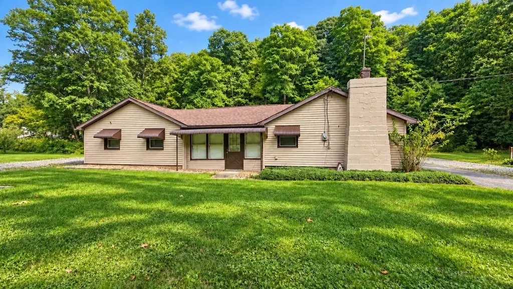 1730 Dime Road, Parks