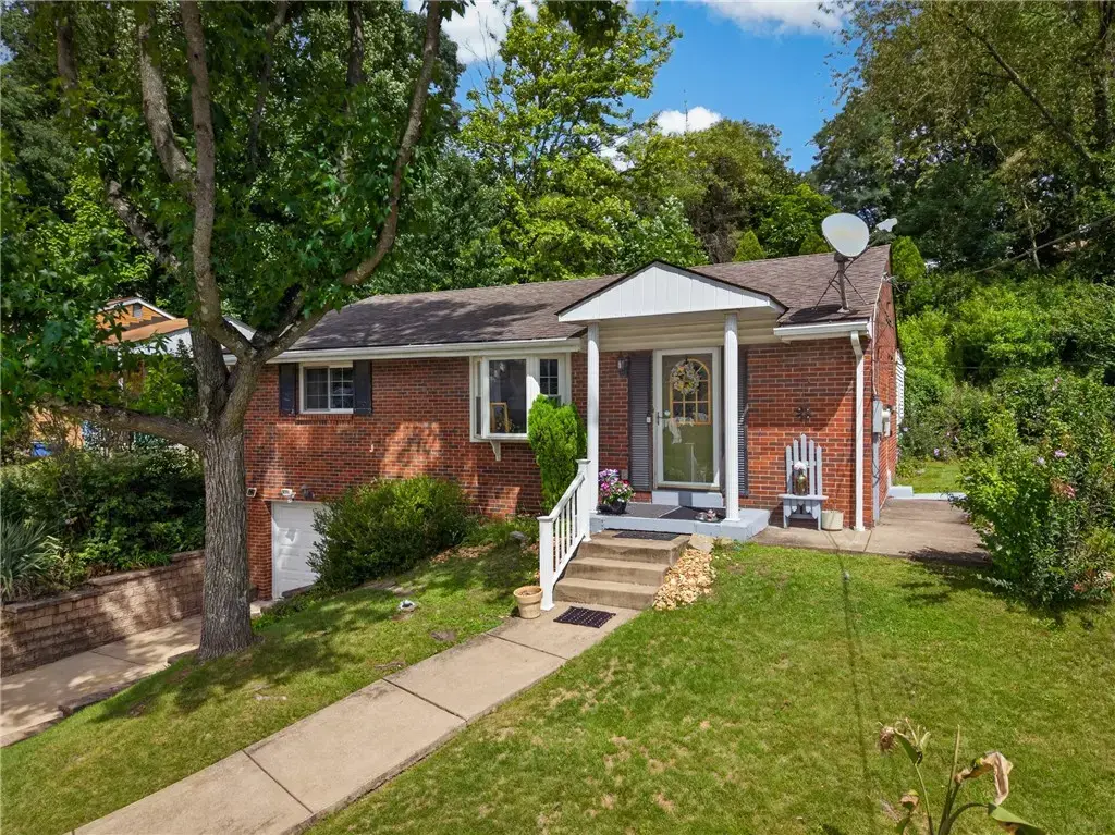 5237 Gardenville Road , Bethel Park