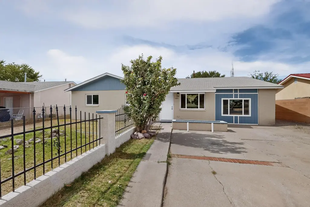 4611 Valley Park Drive Sw, Albuquerque