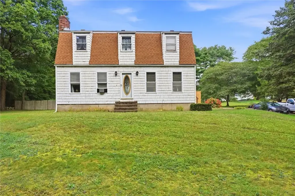 107 Church St, Westerly