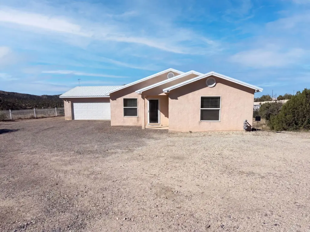 4 Antique Lane Se, Albuquerque