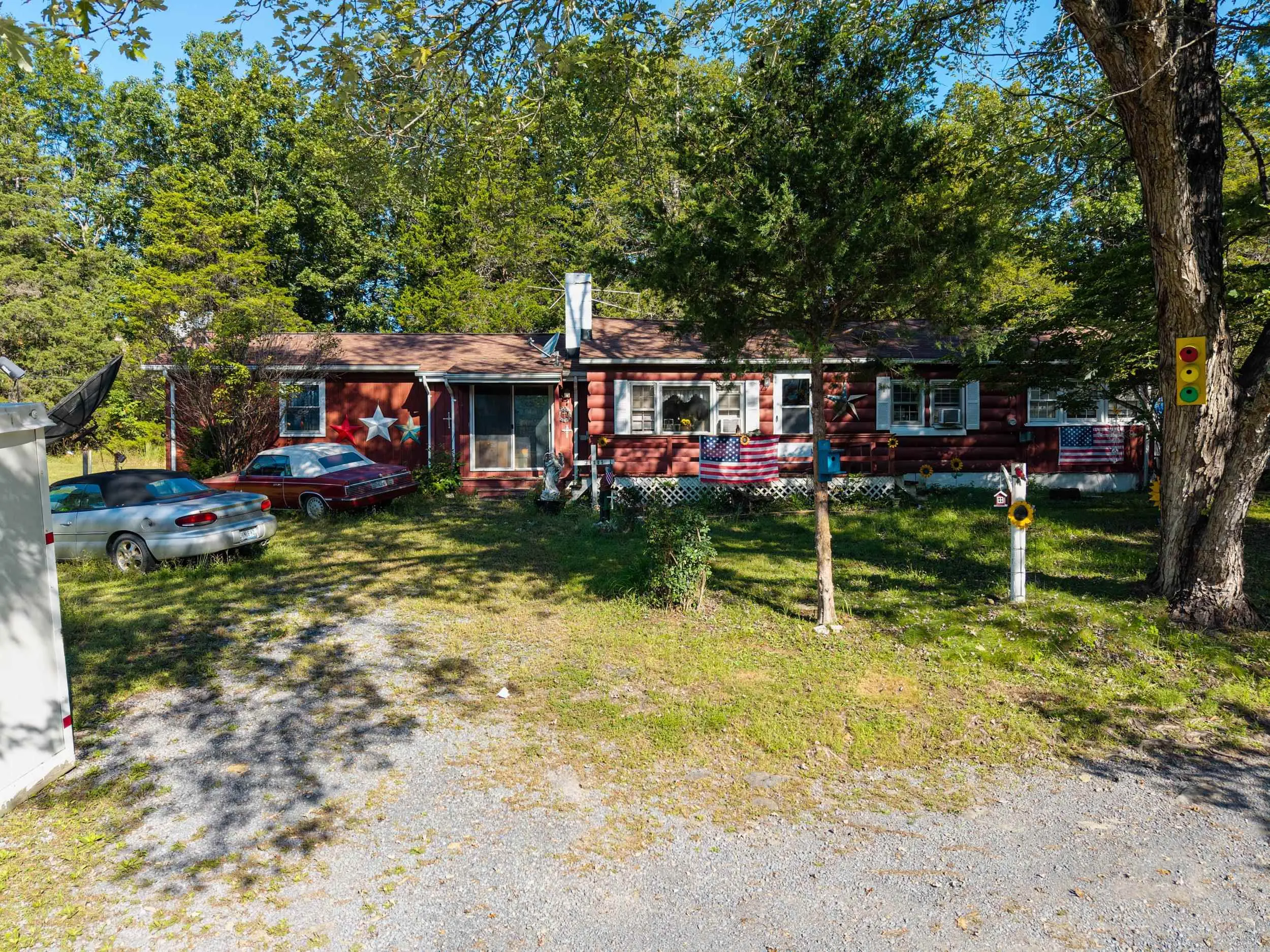 126 Kings Acre Ln, Fort Valley