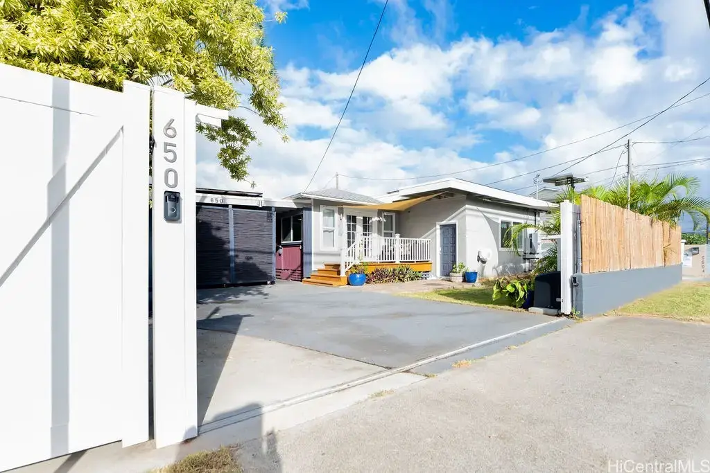 650 Oneawa Street, Kailua