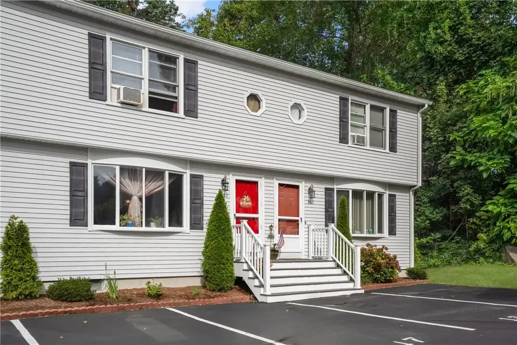 23 Benefit St # 17, Warwick