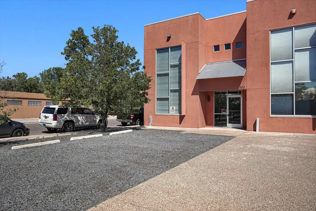 300 Adams Street Se, Albuquerque