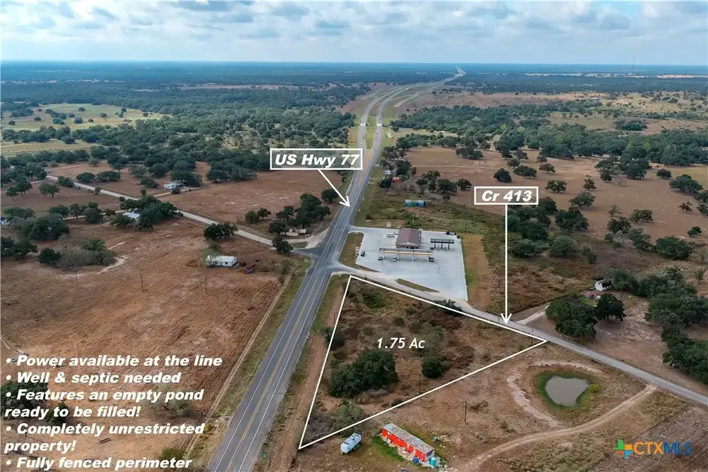 Us Hwy 77 S, Yoakum