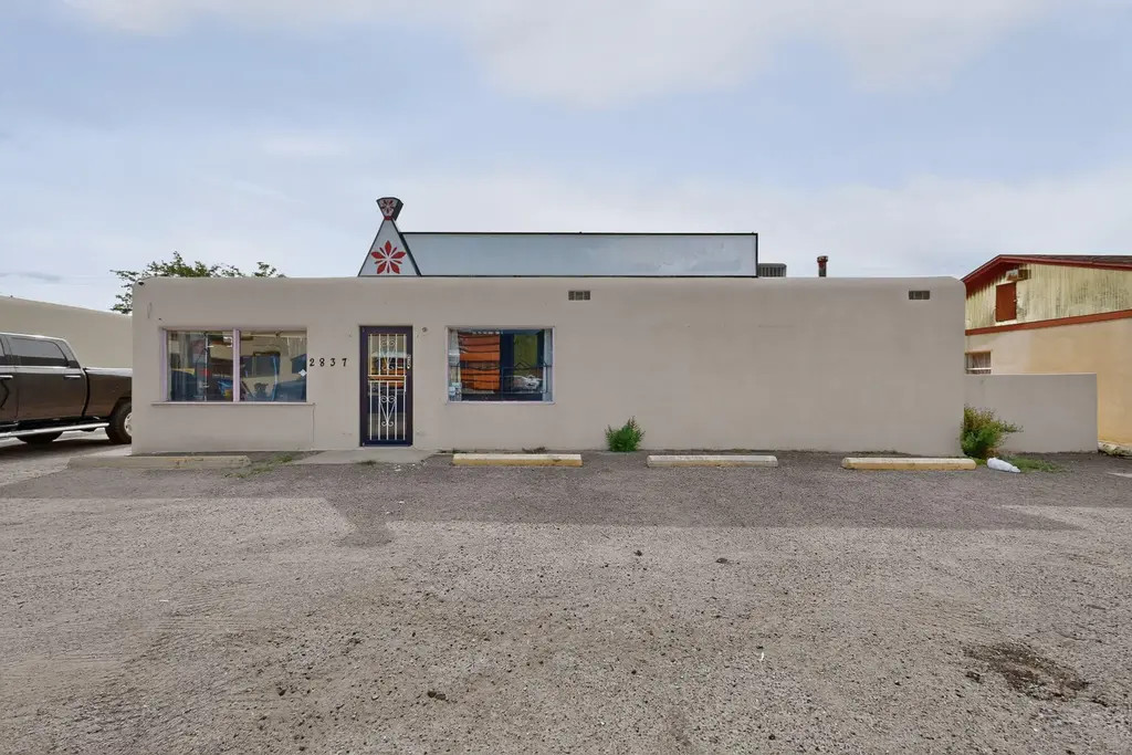 2837 San Mateo Boulevard Ne, Albuquerque