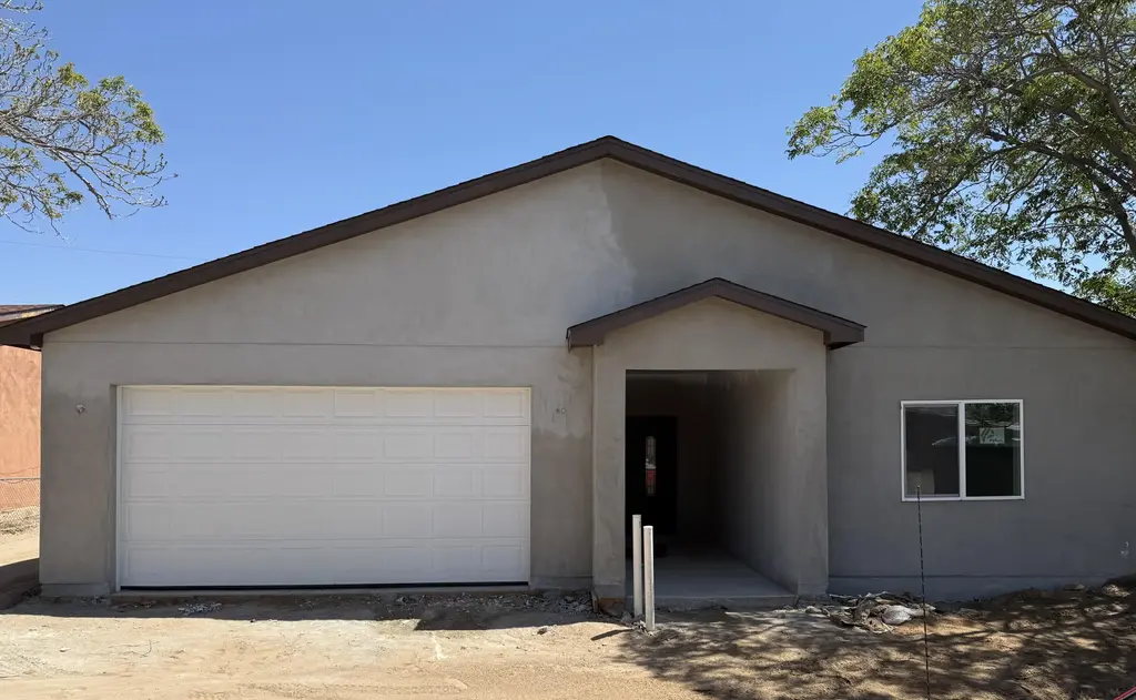 420 65th Street Sw, Albuquerque