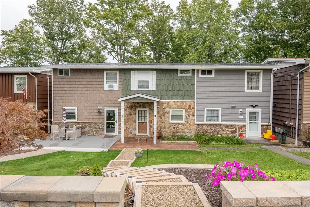 742 Shore Trail , Indian Lake Boro