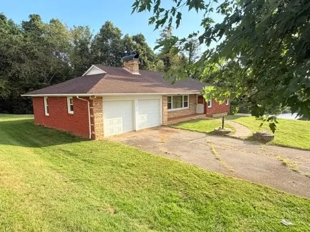 102 Knollview Drive, Jefferson