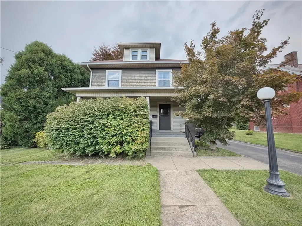 1406 Roemer Boulevard , Farrell