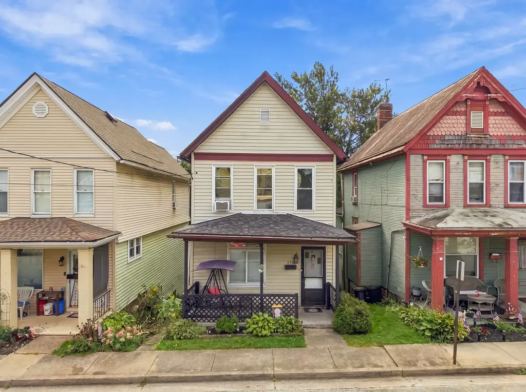 320 1st Street, Jeannette