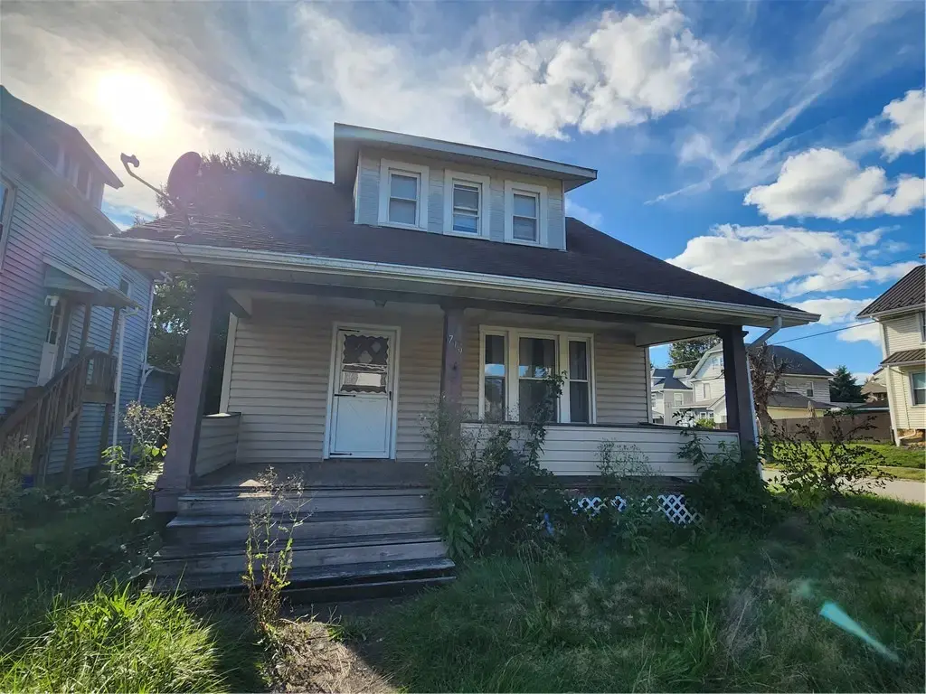719 Mercer Street , New Castle