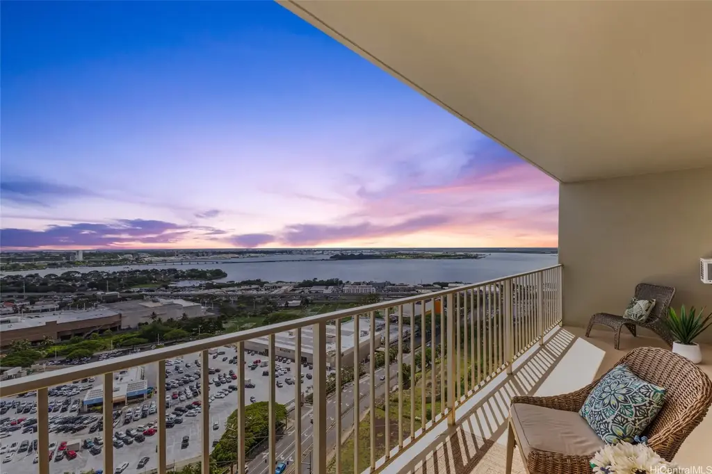 (unit #2502) 98-099 Uao Place, Aiea