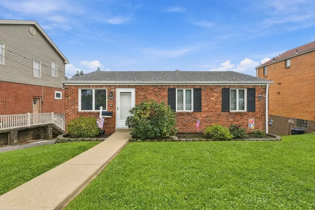 2810 Soulier Street, Baldwin Boro
