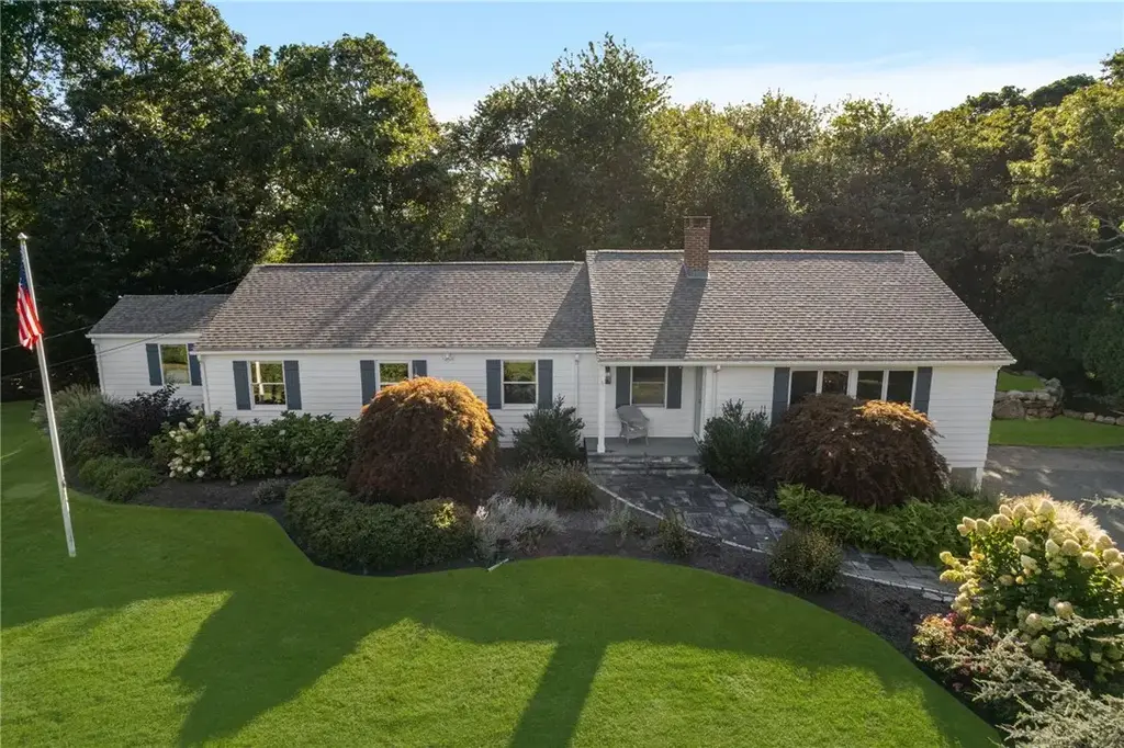 251 Succotash Rd, South Kingstown
