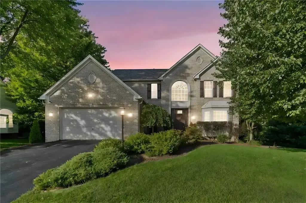 3283 Hidden Brooke Court , Neshannock