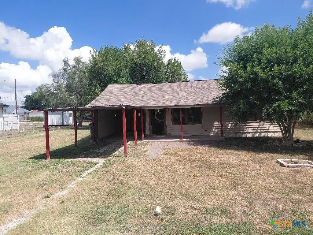 107 E Saint Mary Street, Runge