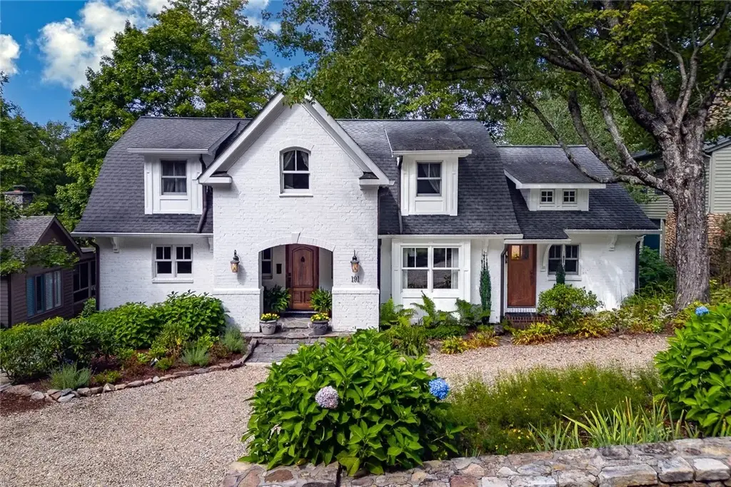 191 Chestnut Drive, Blowing Rock