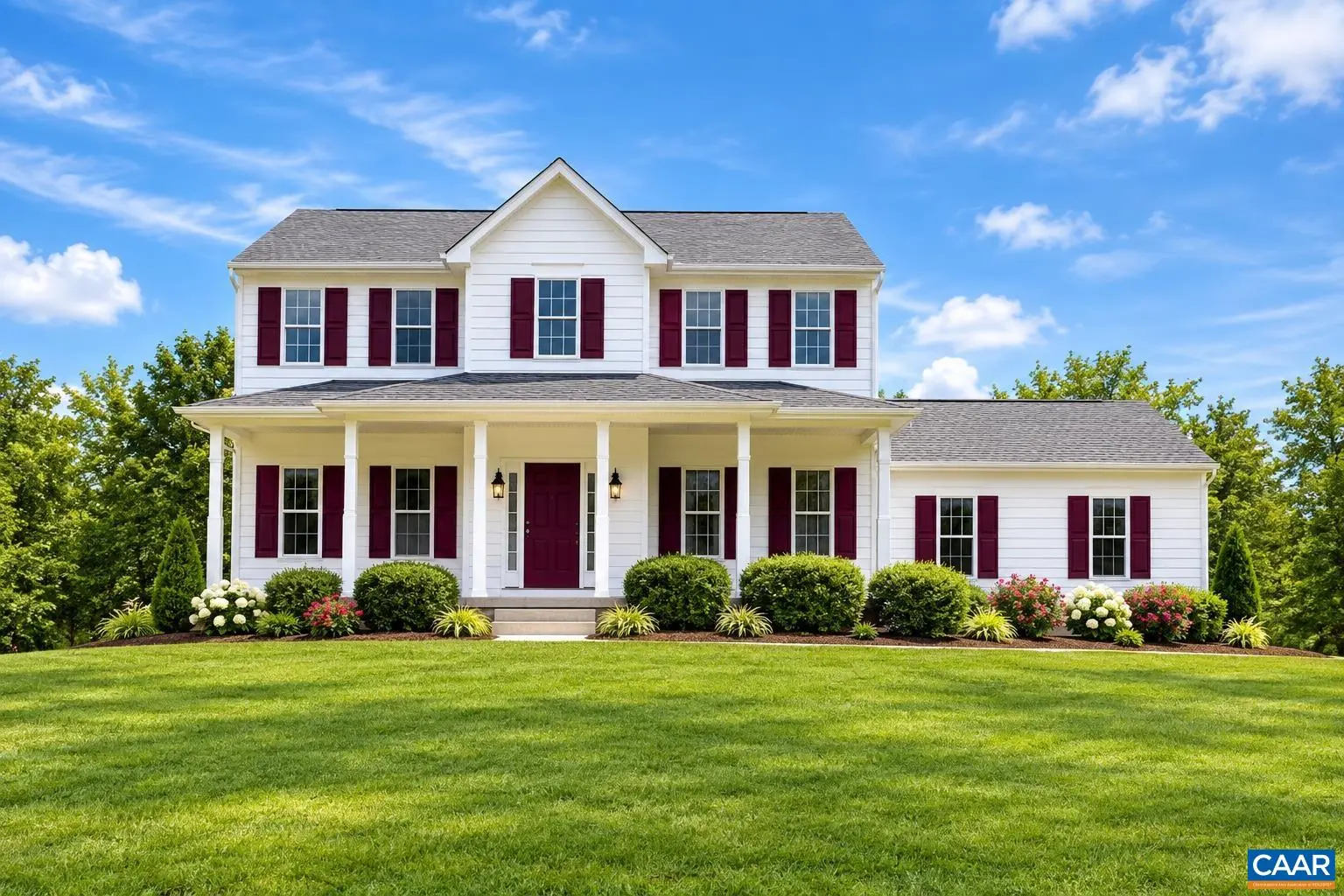 830 Raccoon Ridge, Scottsville