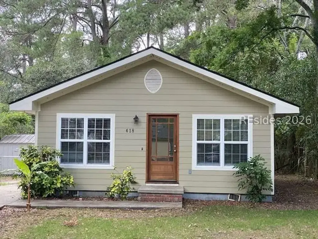 418 Meritta Avenue, Beaufort