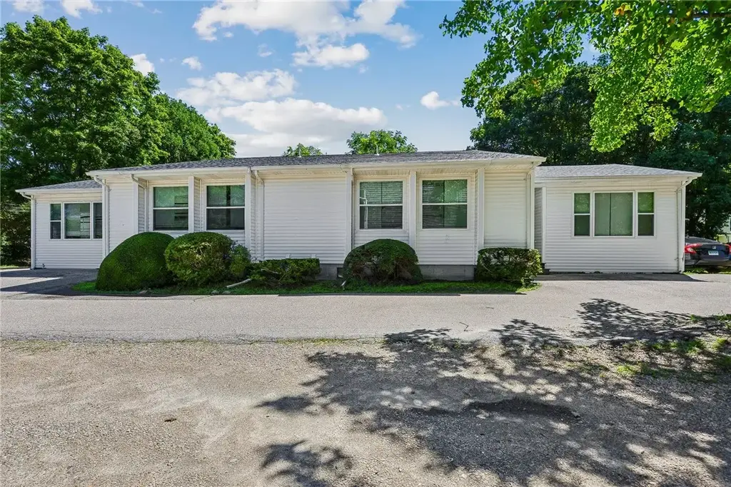18 Fortin Rd, South Kingstown