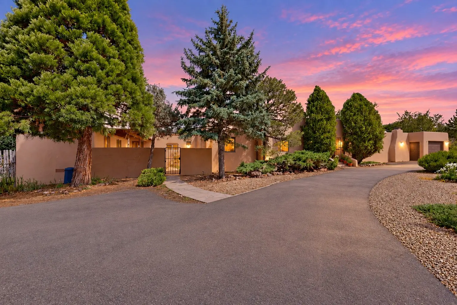 133 E Lupita Road, Santa Fe