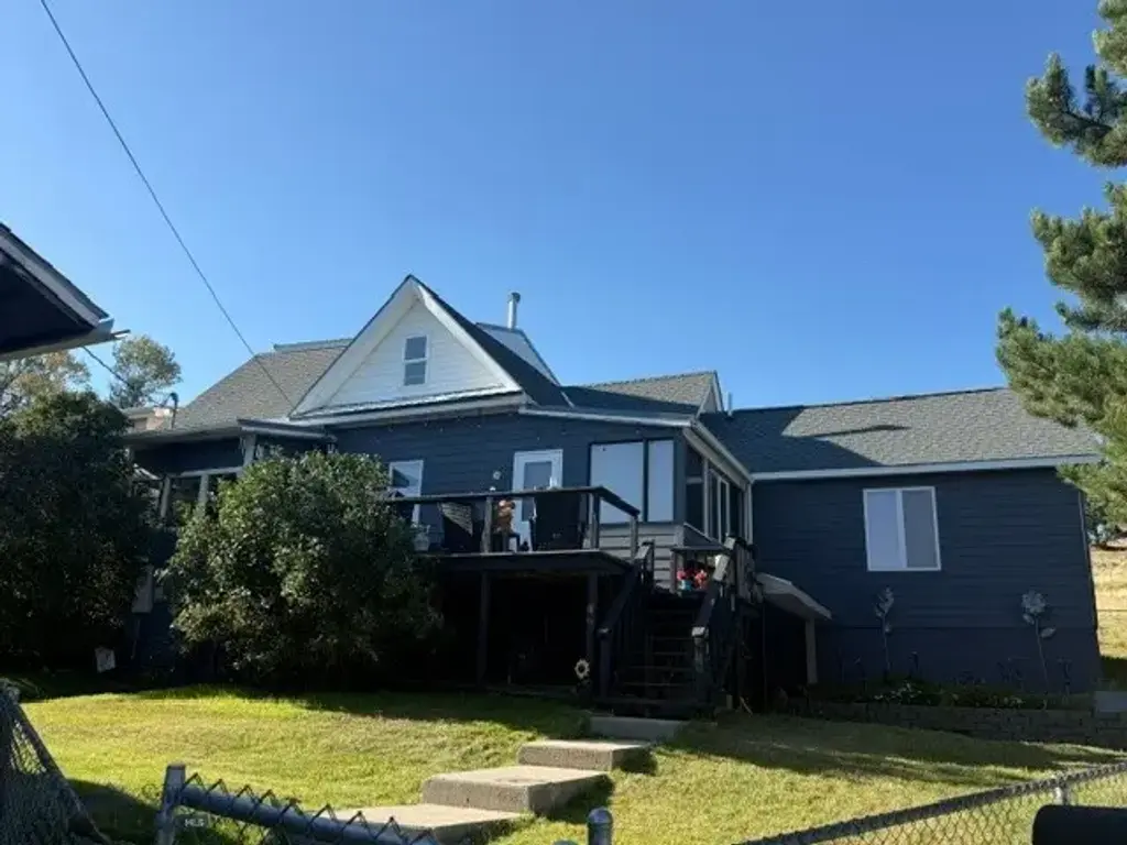 1611 6th, Walkerville