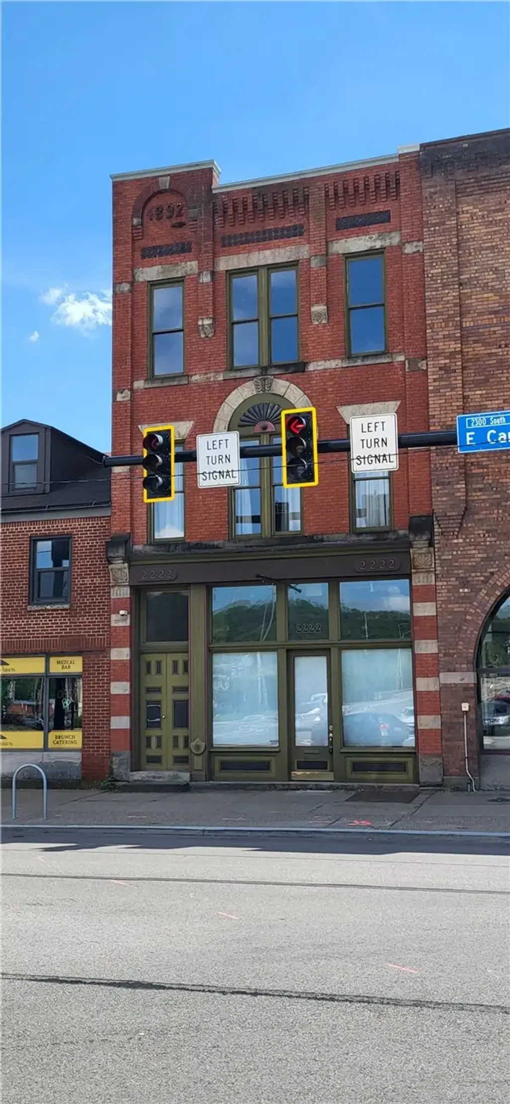 2222 Carson, South Side