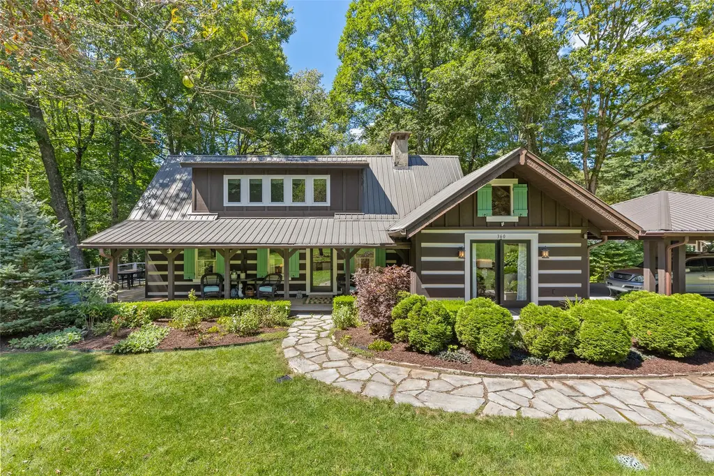 360 Foreman Road, Highlands