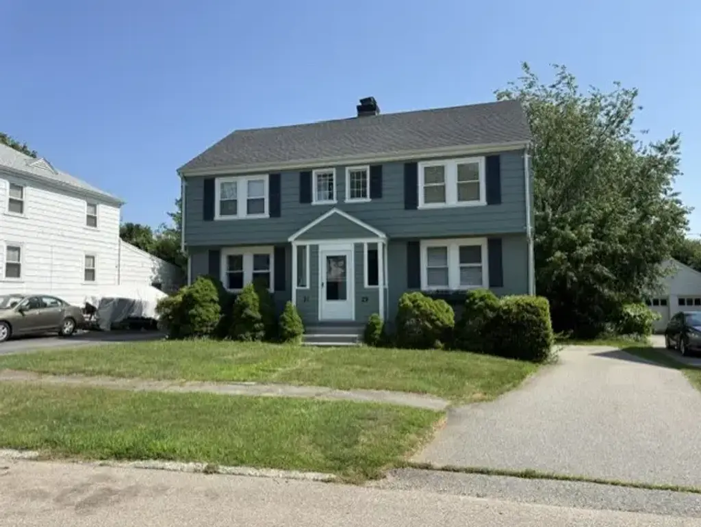 29 Shangri-la Ln, Middletown
