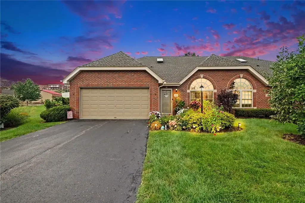 1504 Dunhill Court, Kennedy