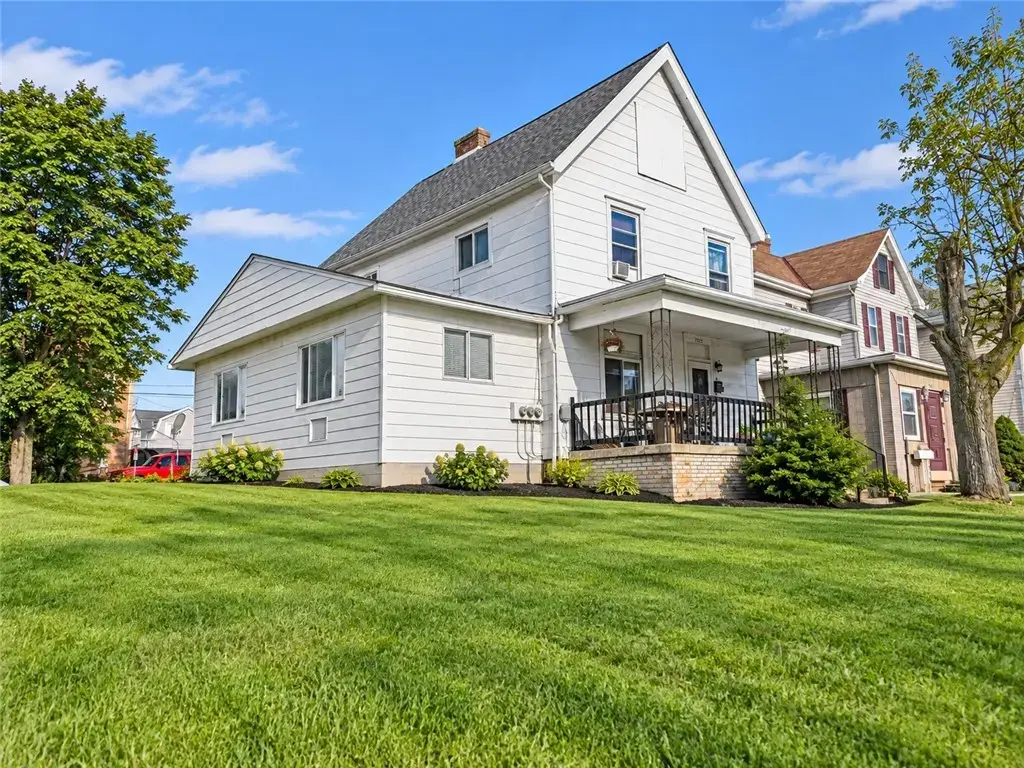 3303 4th Avenue , Beaver Falls