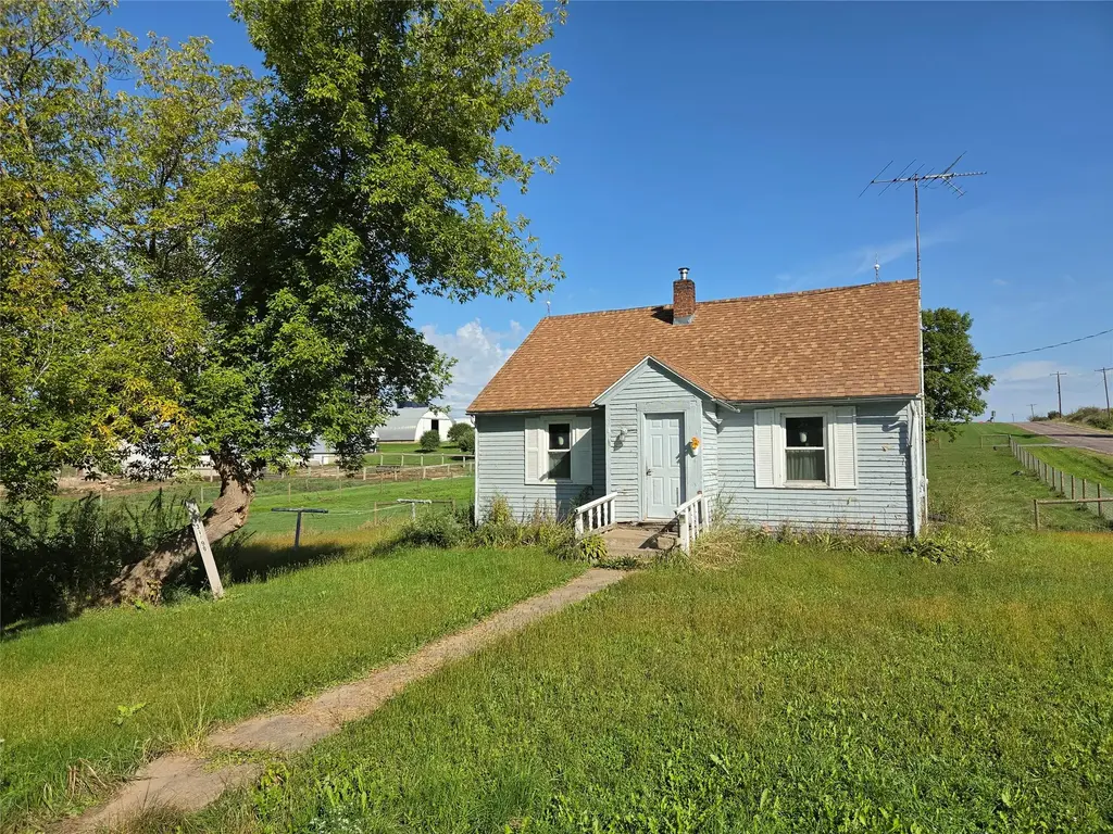 31490 County Highway Mm, Boyd