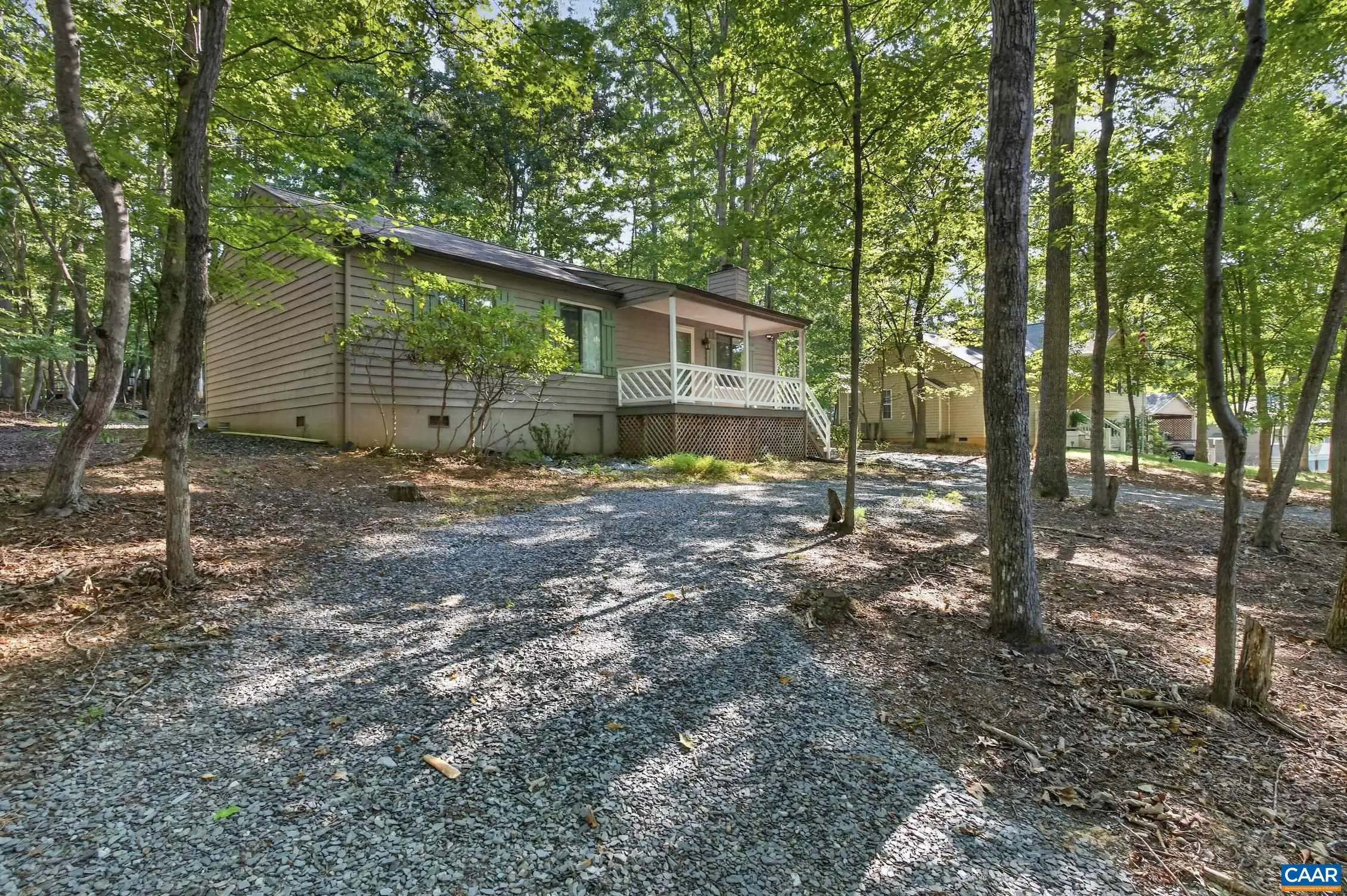 41 Oak Grove Dr, Palmyra