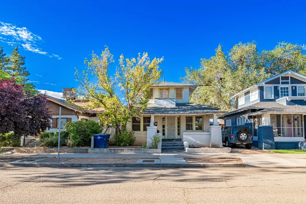 816 Marquette Avenue Nw, Albuquerque