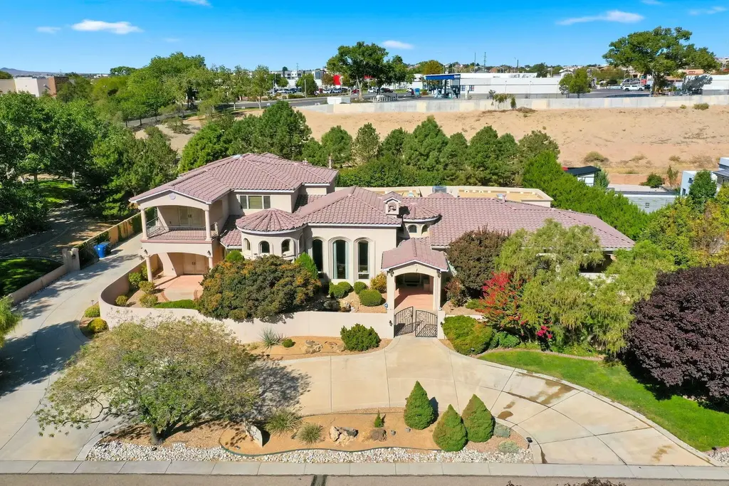9415 Black Farm Lane Nw, Albuquerque