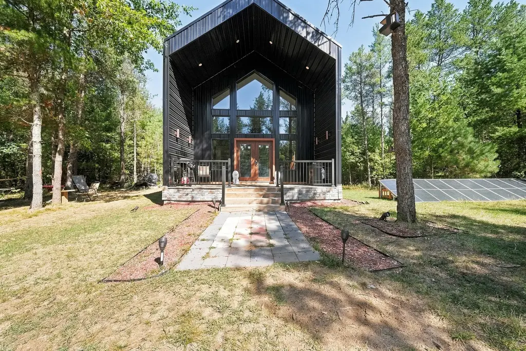 S10460 Black Creek Road, Fairchild