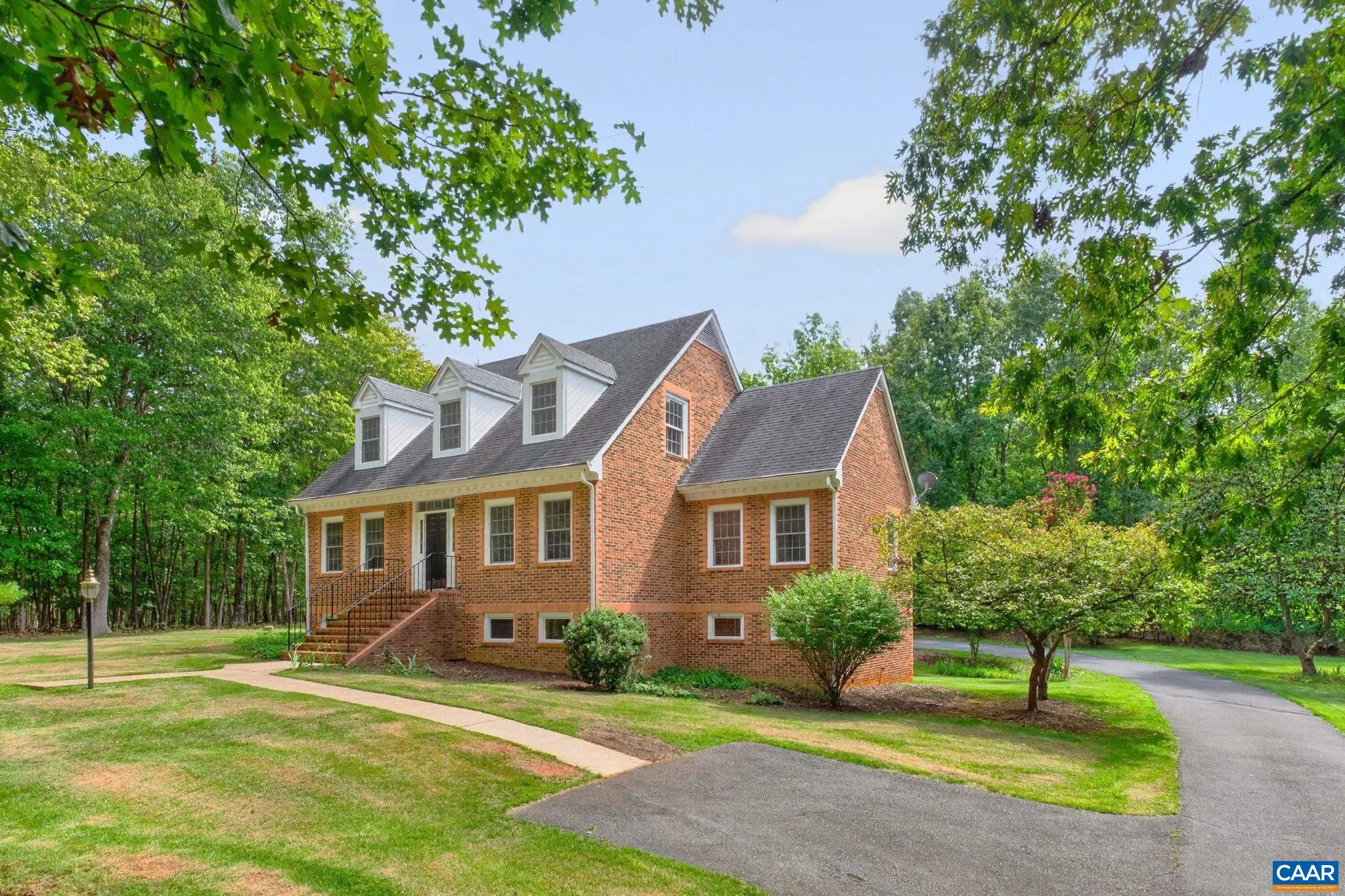 723 South Keswick Dr, Troy