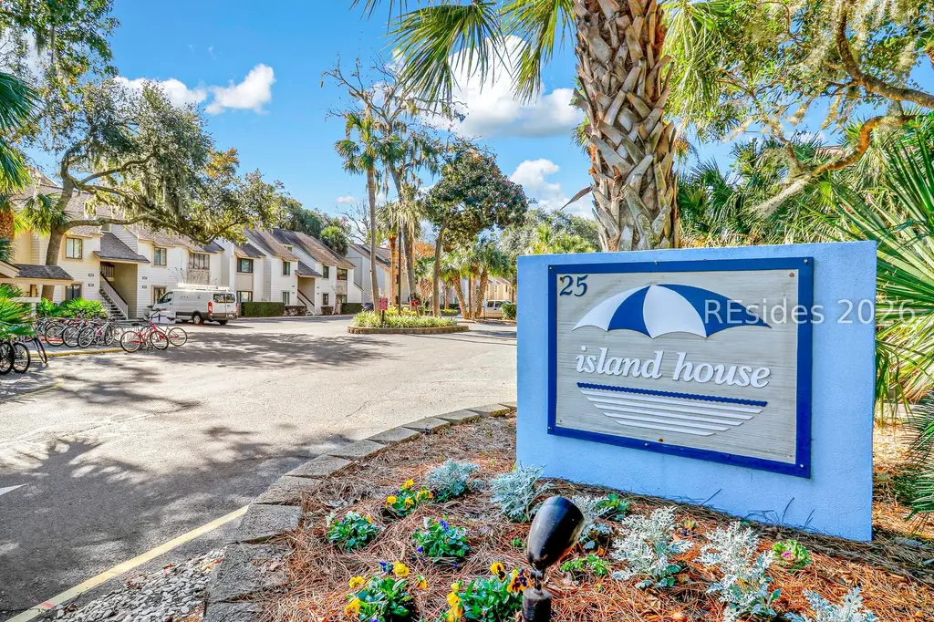 25 Deallyon Avenue 137, Hilton Head Island