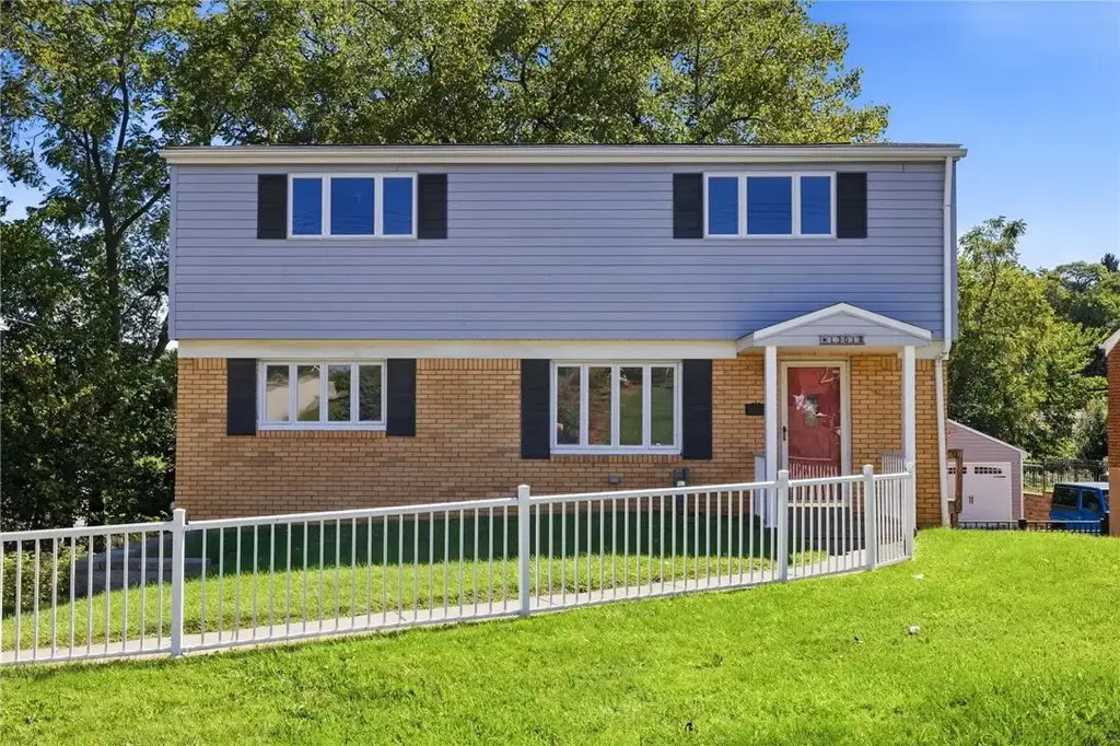1301 Clara Avenue , Castle Shannon