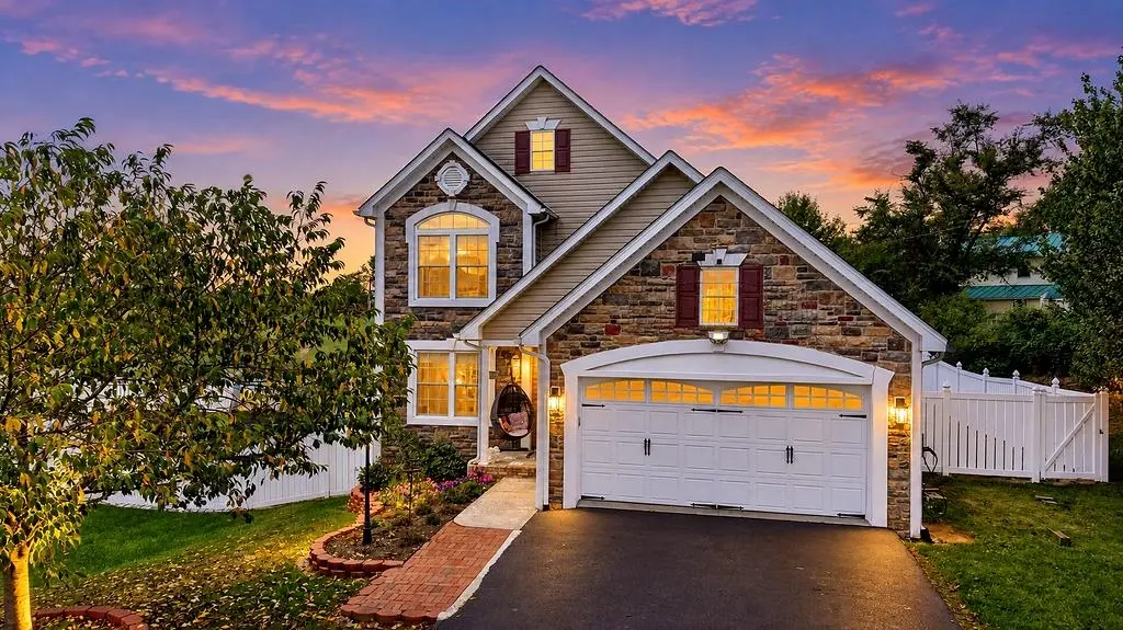 33 Foxcrest Ridge, Staunton