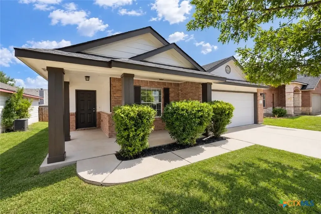 911 Sugar Brook Drive, Temple
