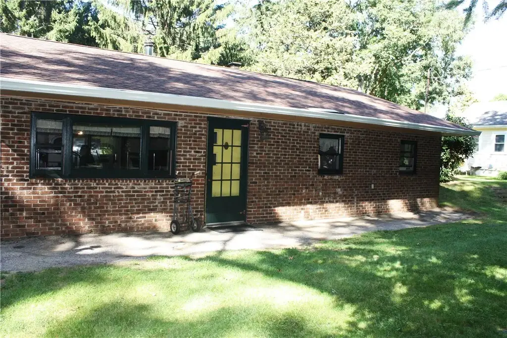 581 Saugatucket Rd, South Kingstown