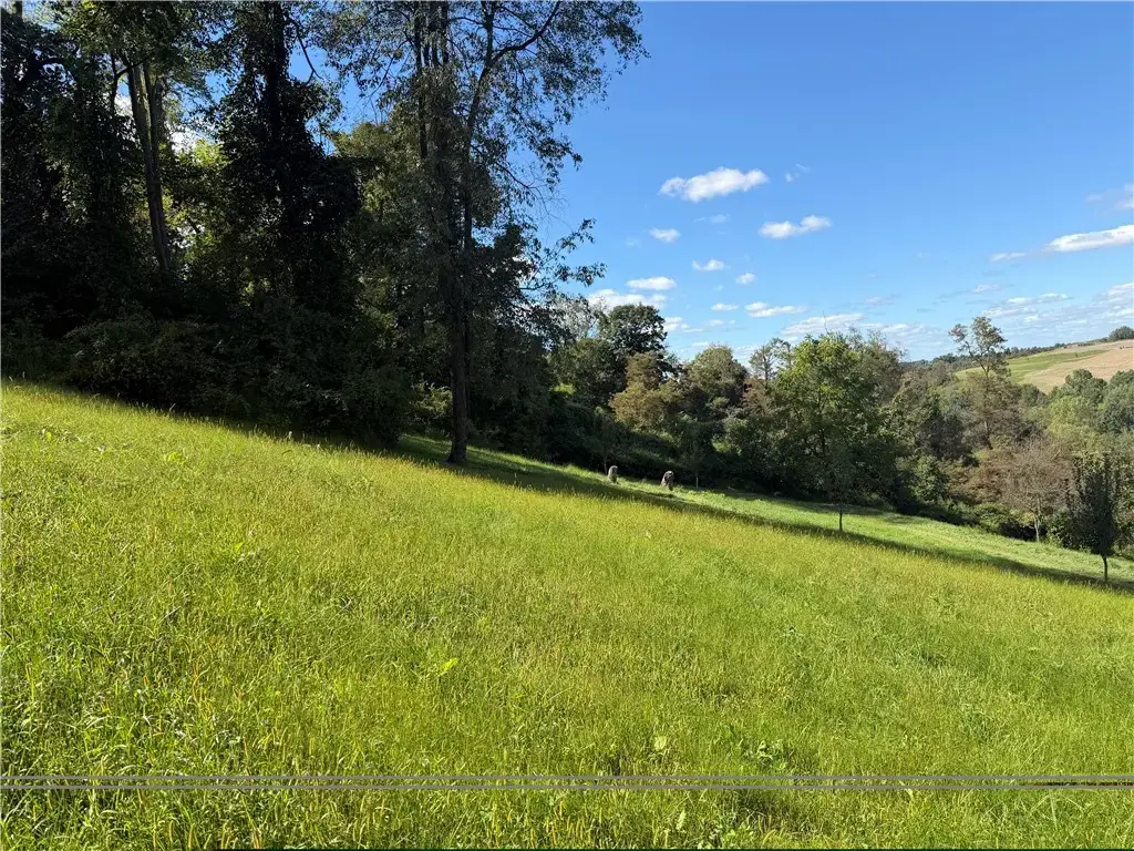 8655 Noblestown Road , Mt Pleasant