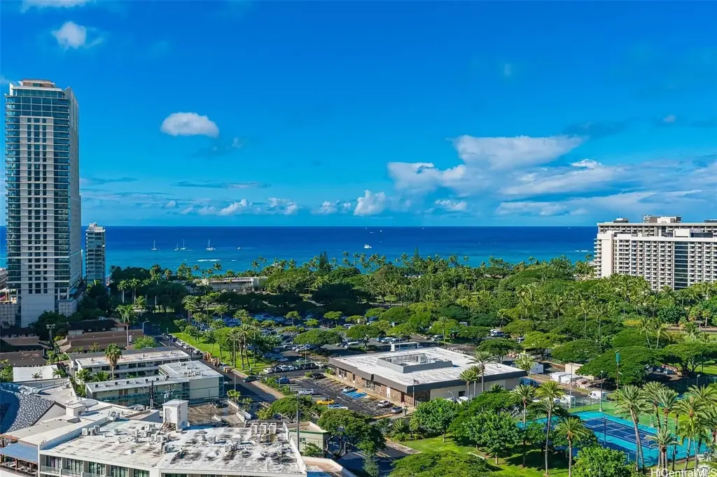 (unit #1814) 383 Kalaimoku Street, Honolulu