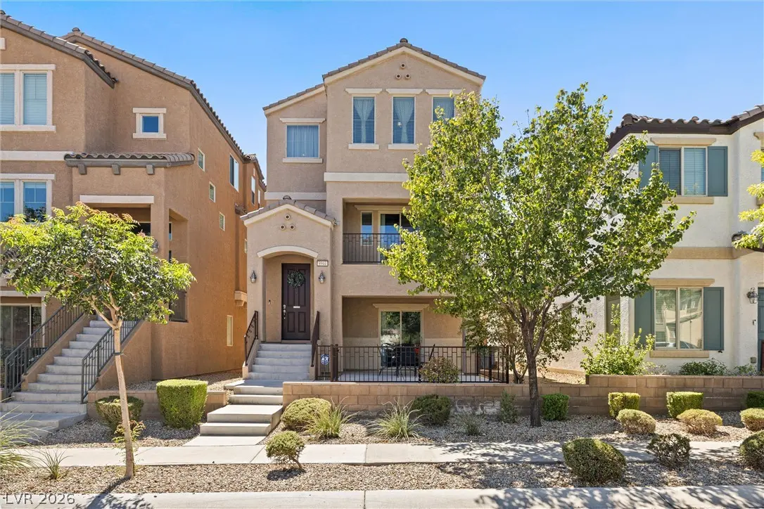 8944 Red Tapestry Court, Las Vegas